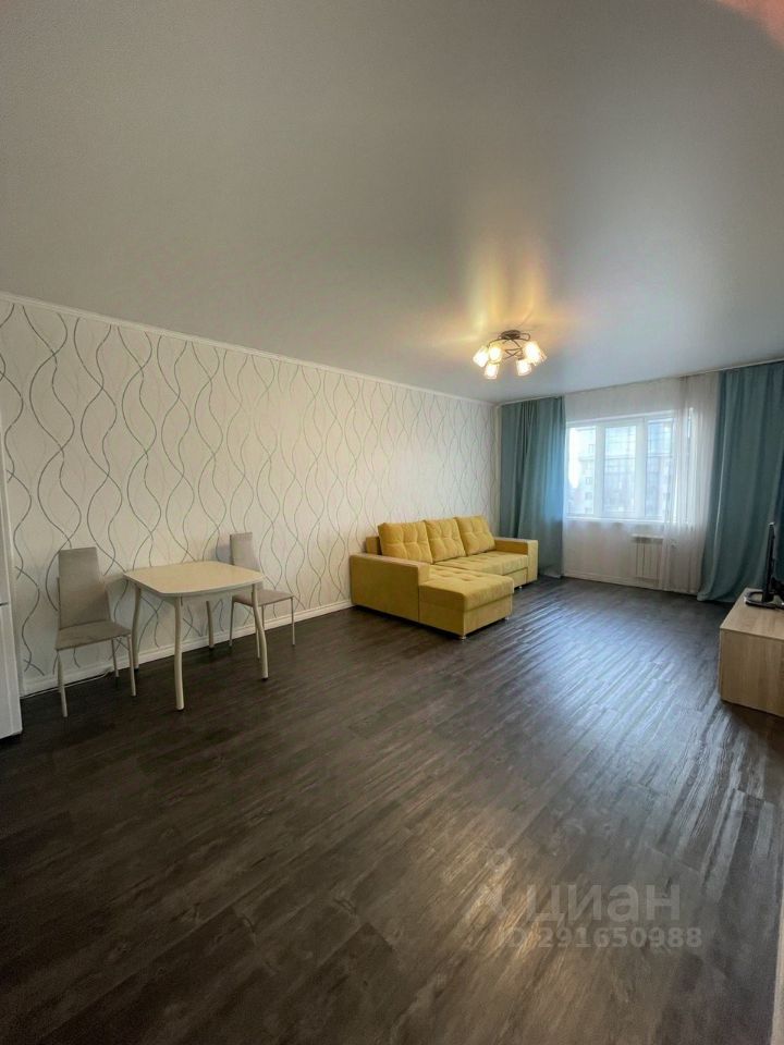 2-к. квартира, 53 м², 15/18 эт.