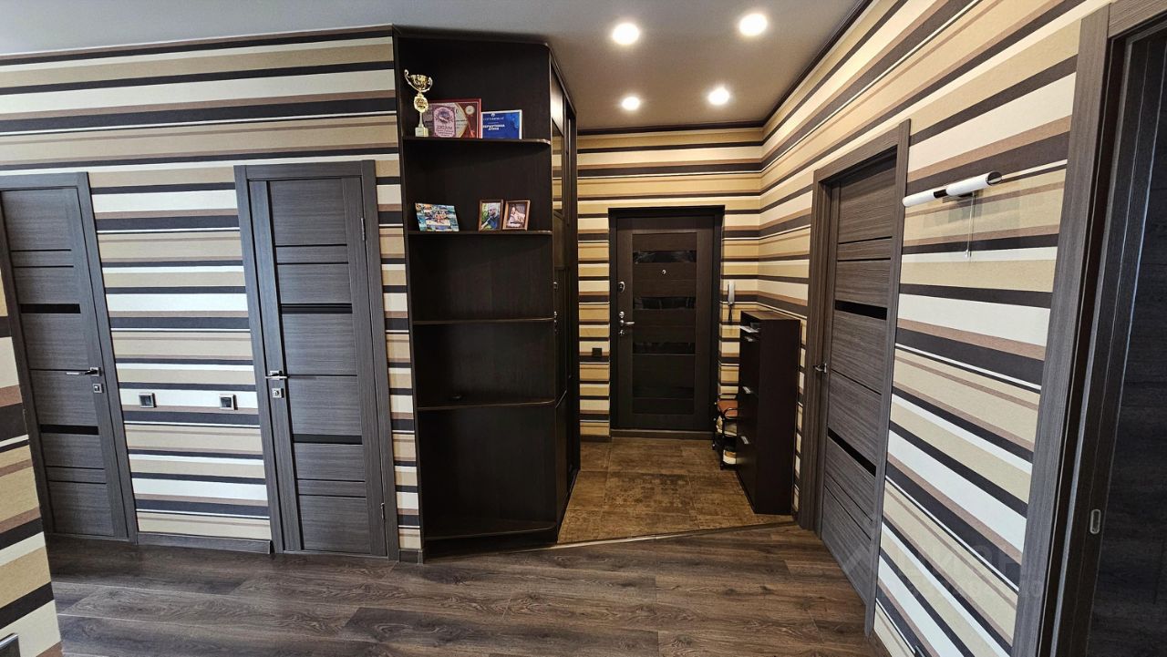 2-к. квартира, 73 м², 13/16 эт.