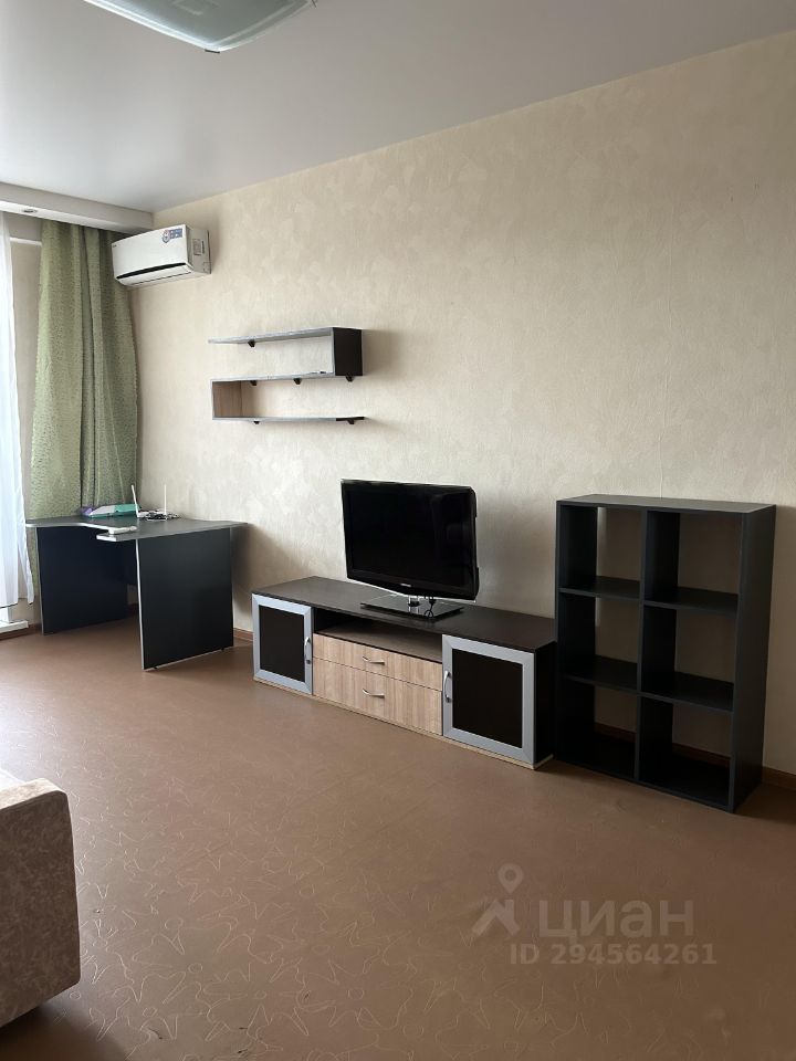 2-к. квартира, 42 м², 13/16 эт.