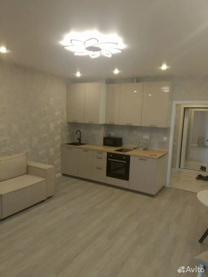 Квартира-студия, 38 м², 9/19 эт.