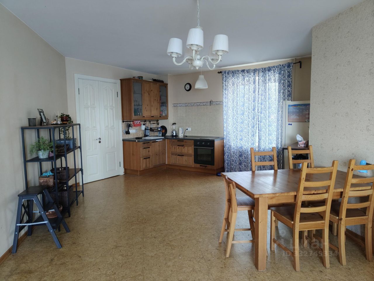 2-к. квартира, 73.7 м², 3/6 эт.