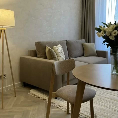 2-к. квартира, 43 м², 4/17 эт.