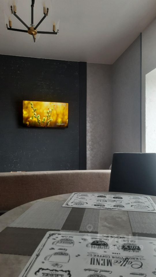1-к. квартира, 52 м², 4/4 эт.