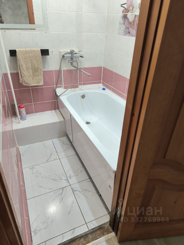 2-к. квартира, 47 м², 1/5 эт.