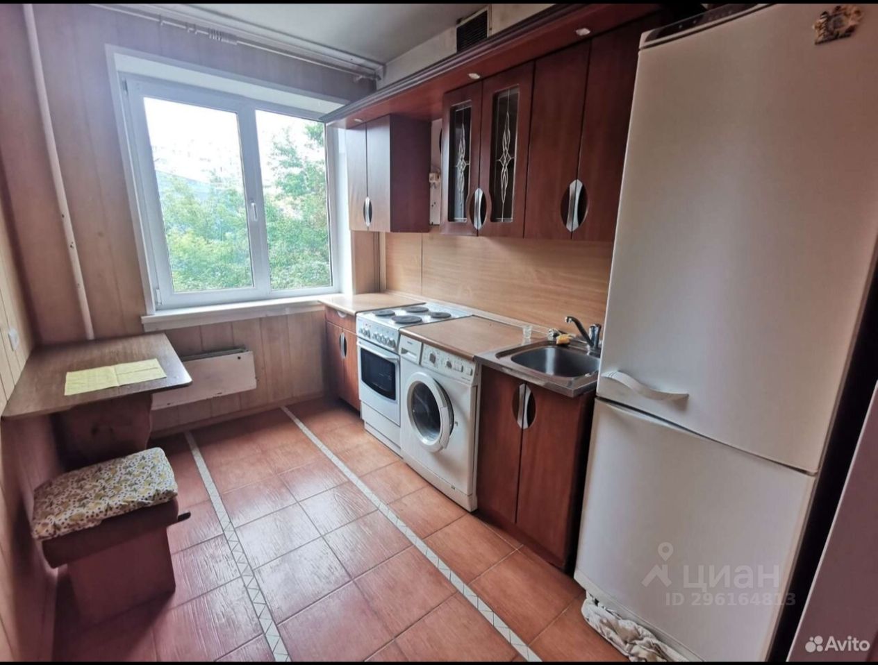2-к. квартира, 55 м², 3/9 эт.