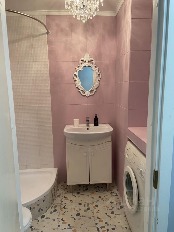 2-к. квартира, 42.7 м², 3/5 эт.