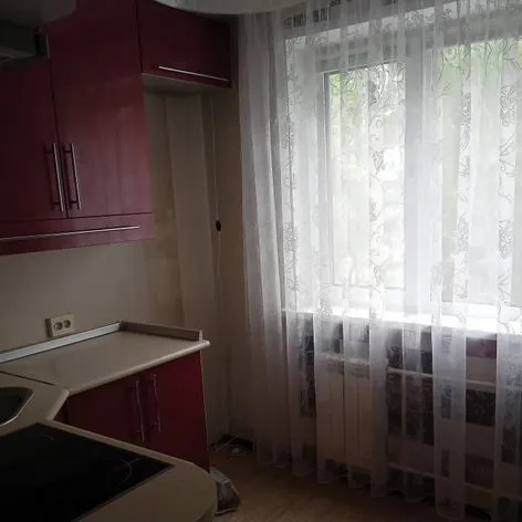 2-к. квартира, 42 м², 3/5 эт.