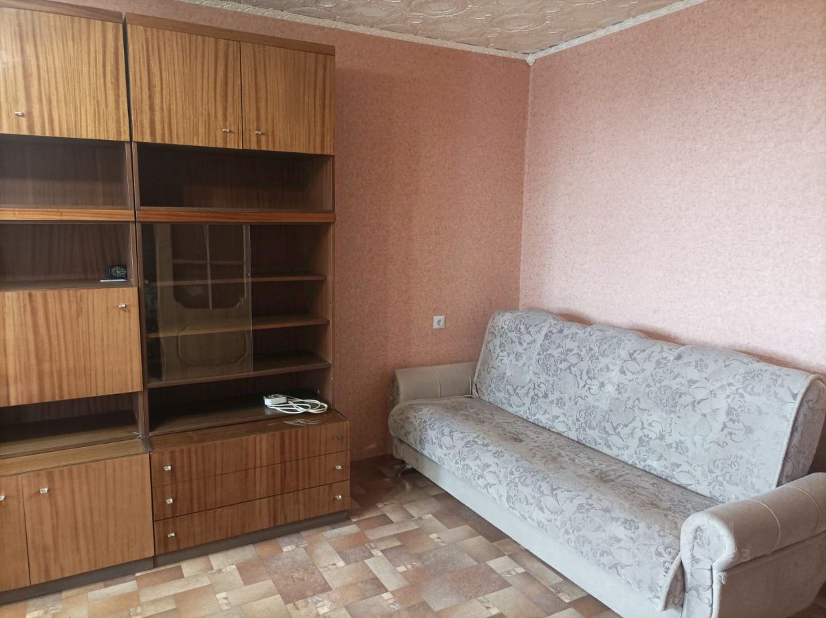 2-к. квартира, 43 м², 10/10 эт.