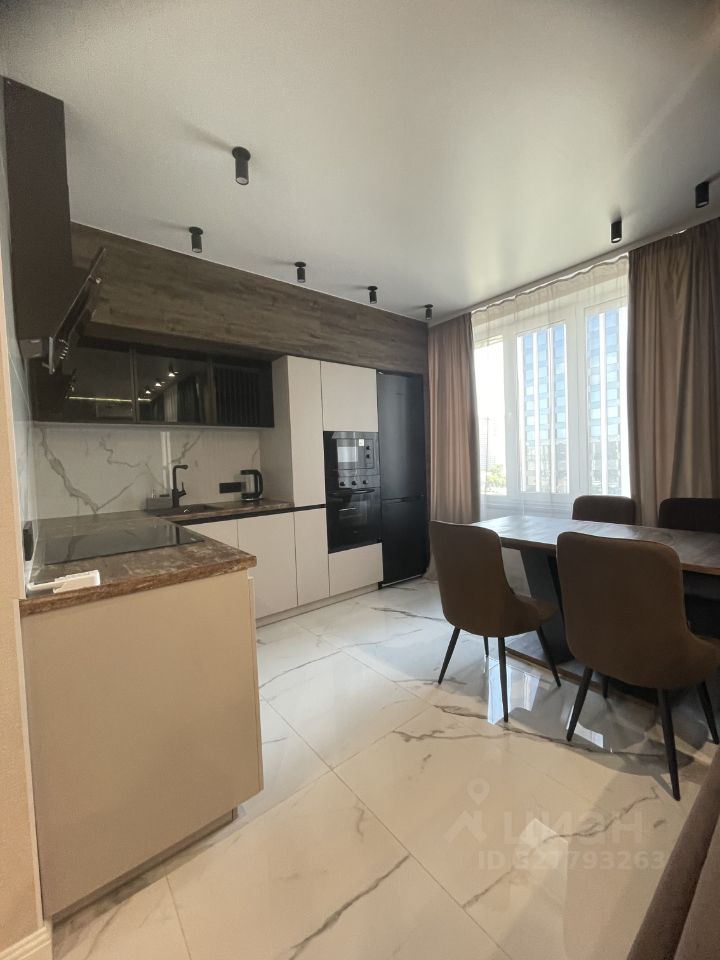2-к. квартира, 37 м², 13/16 эт.