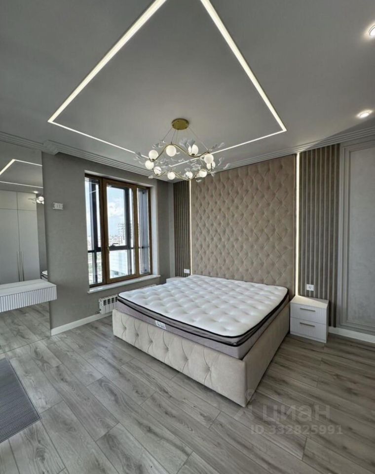 4-к. квартира, 115 м², 18/25 эт.