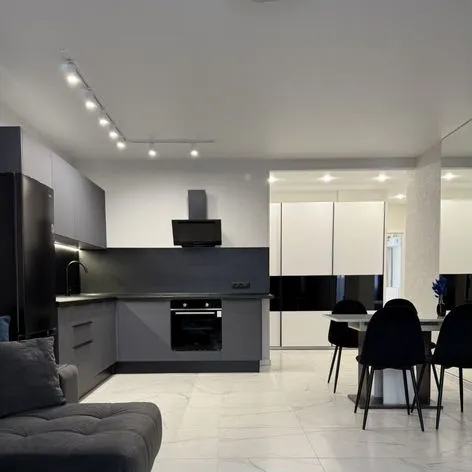 3-к. квартира, 90 м², 12/19 эт.