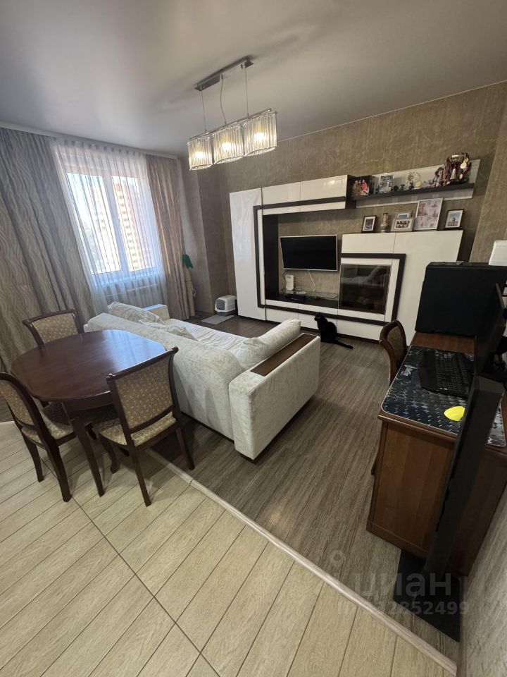 2-к. квартира, 46 м², 10/18 эт.
