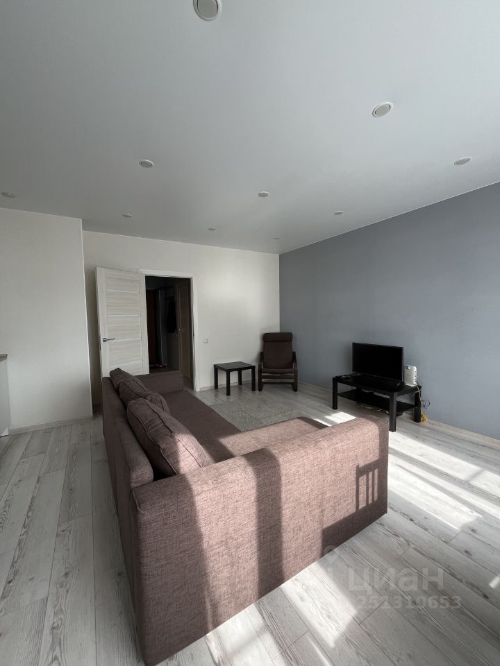 1-к. квартира, 35 м², 9/25 эт.