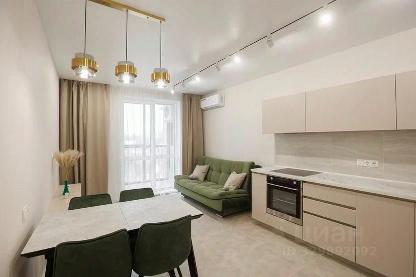 2-к. квартира, 50 м², 3/25 эт.