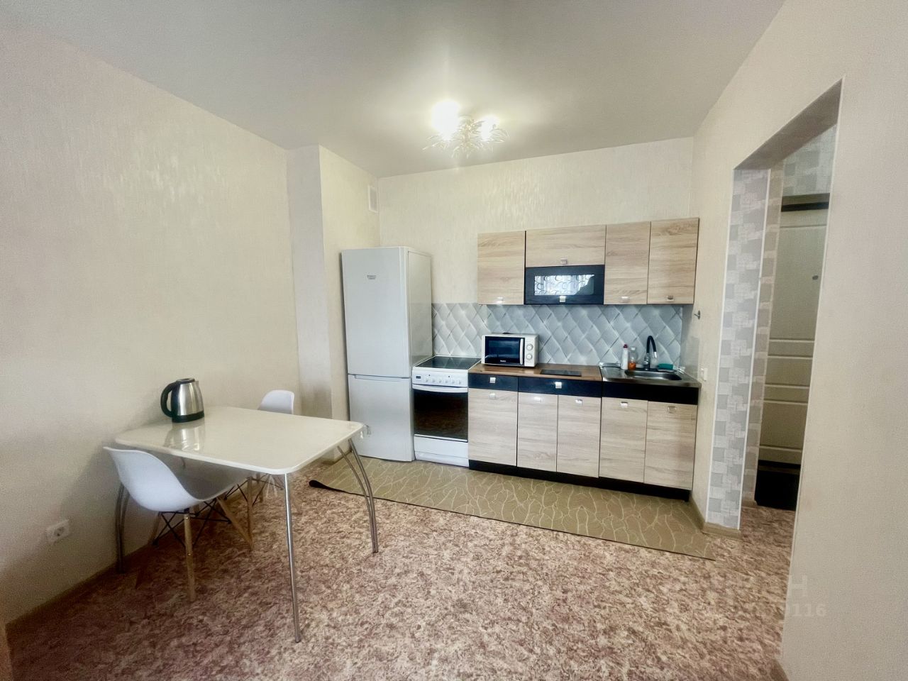 2-к. квартира, 40 м², 6/17 эт.