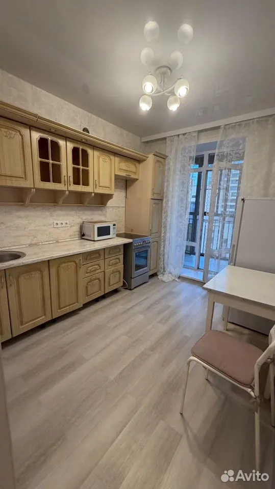 1-к. квартира, 38 м², 10/10 эт.