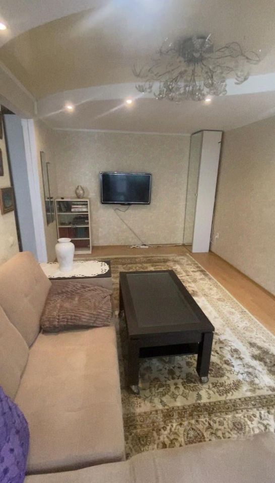 2-к. квартира, 45 м², 3/4 эт.