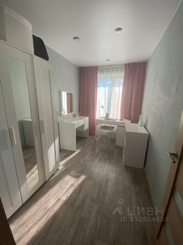 2-к. квартира, 40 м², 13/17 эт.