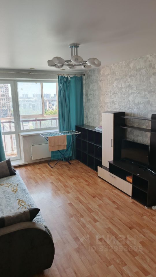 1-к. квартира, 43 м², 10/17 эт.
