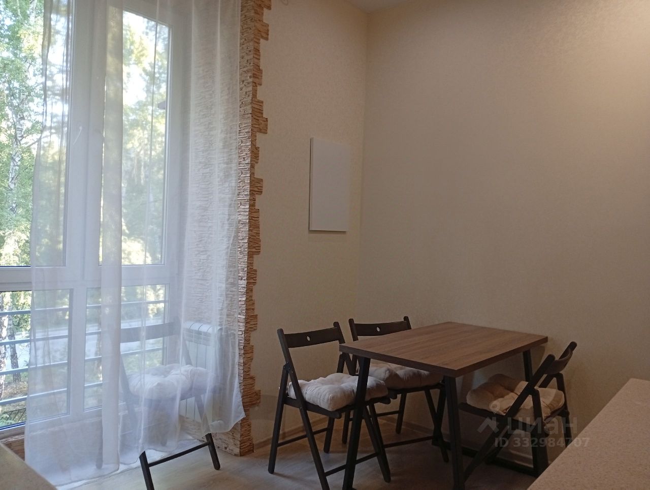 2-к. квартира, 57.5 м², 2/4 эт.