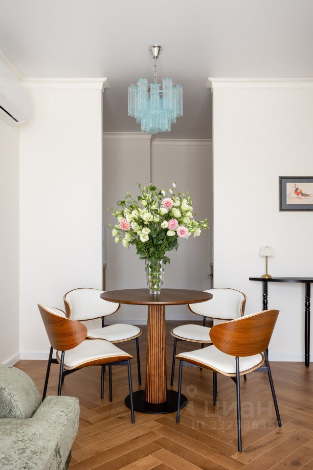 2-к. квартира, 40 м², 4/9 эт.