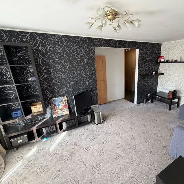 2-к. квартира, 43,7 м², 3/5 эт.