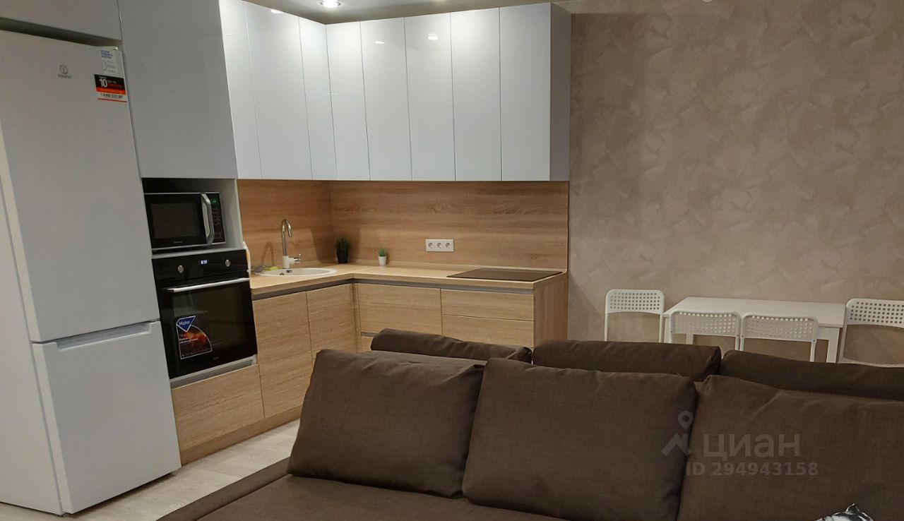 2-к. квартира, 44 м², 9/10 эт.