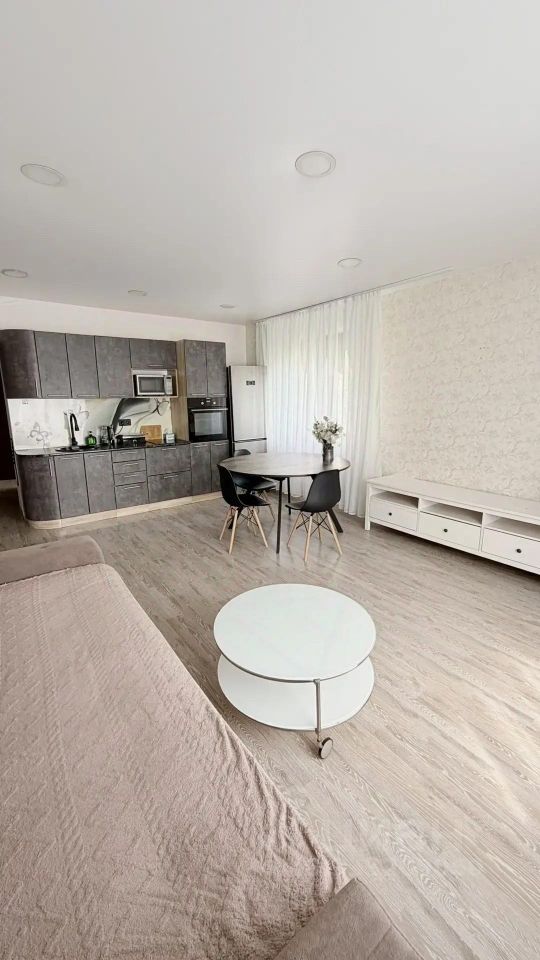 2-к. квартира, 55.1 м², 9/18 эт.