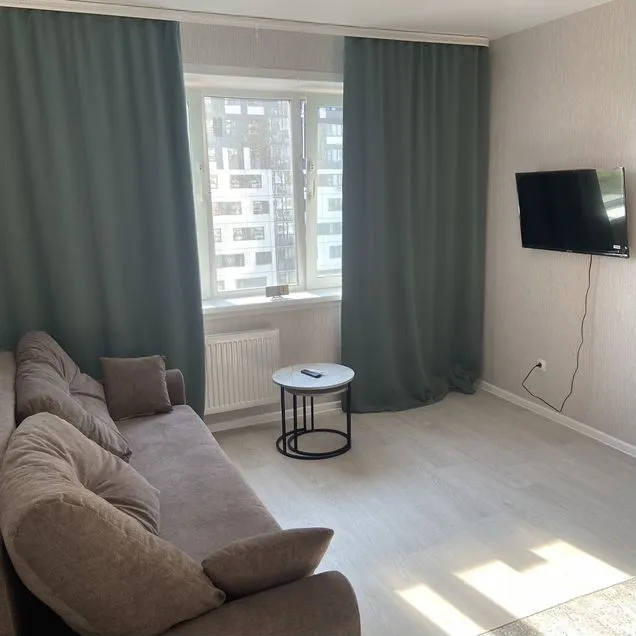 1-к. квартира, 37 м², 8/17 эт.