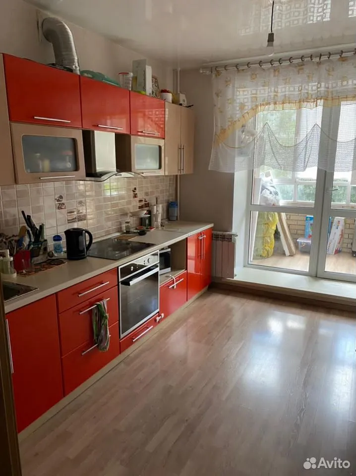 2-к. квартира, 65 м², 4/9 эт.