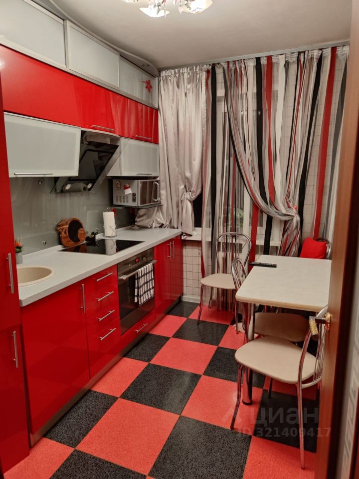 2-к. квартира, 45 м², 3/9 эт.