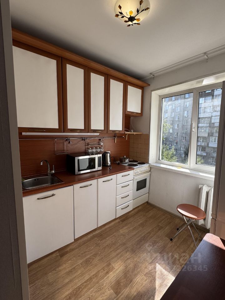 1-к. квартира, 32 м², 4/5 эт.
