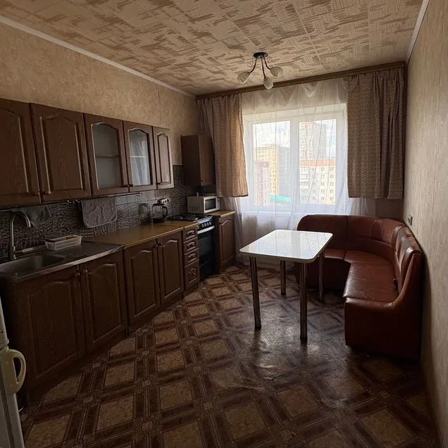 2-к. квартира, 56 м², 10/10 эт.