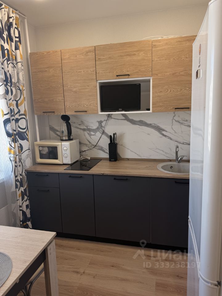 1-к. квартира, 37 м², 9/17 эт.