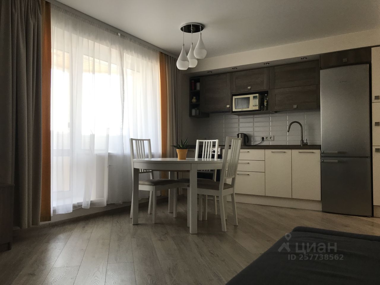 3-к. квартира, 74 м², 6/27 эт.