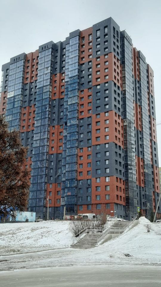 1-к. квартира, 42 м², 9/25 эт.