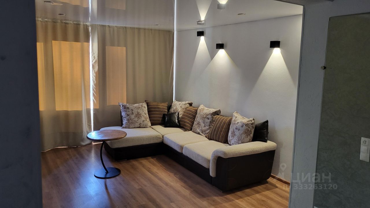 2-к. квартира, 58 м², 6/10 эт.