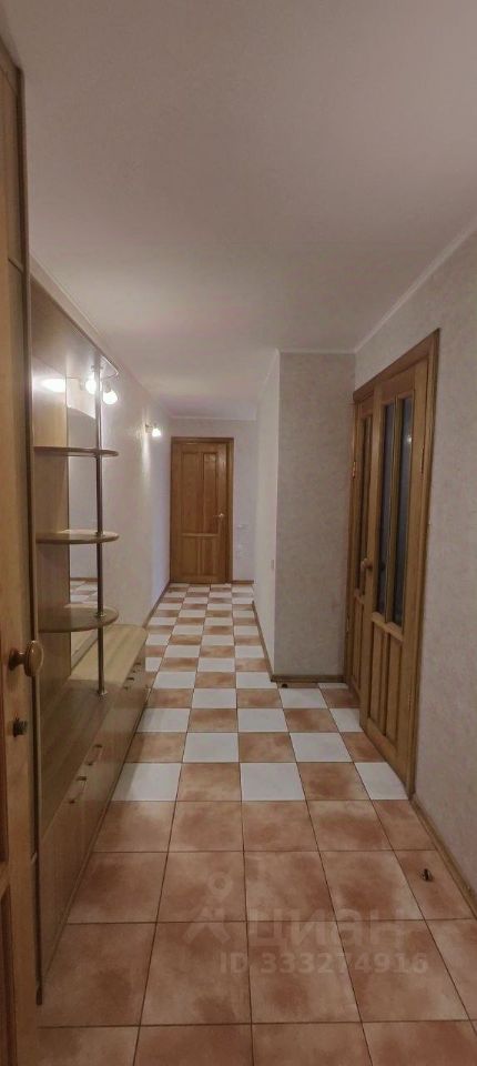 2-к. квартира, 60 м², 6/10 эт.
