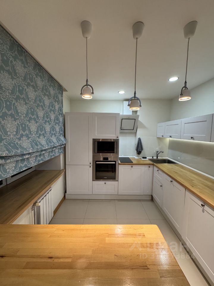 2-к. квартира, 57 м², 11/11 эт.
