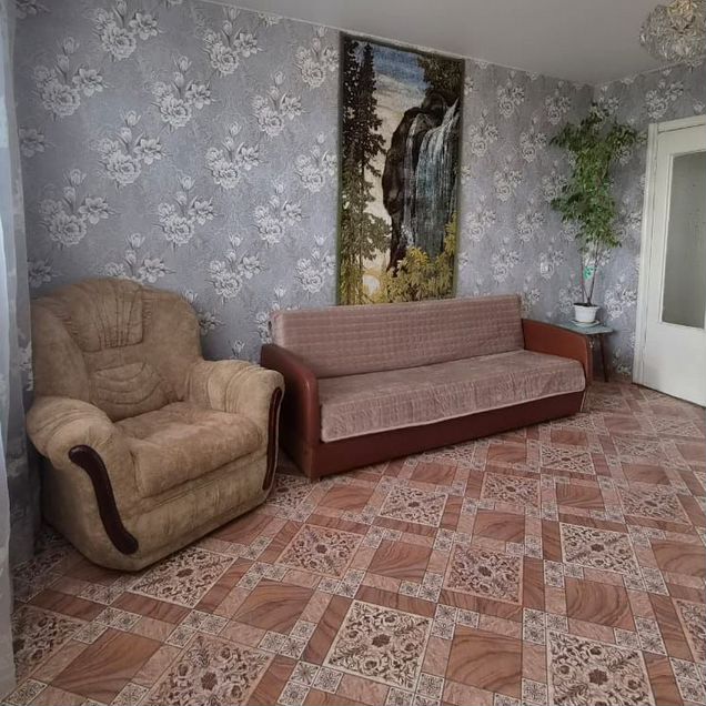 2-к. квартира, 47 м², 6/9 эт.