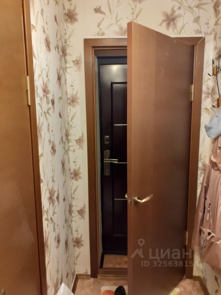 1-к. квартира, 30 м², 4/5 эт.