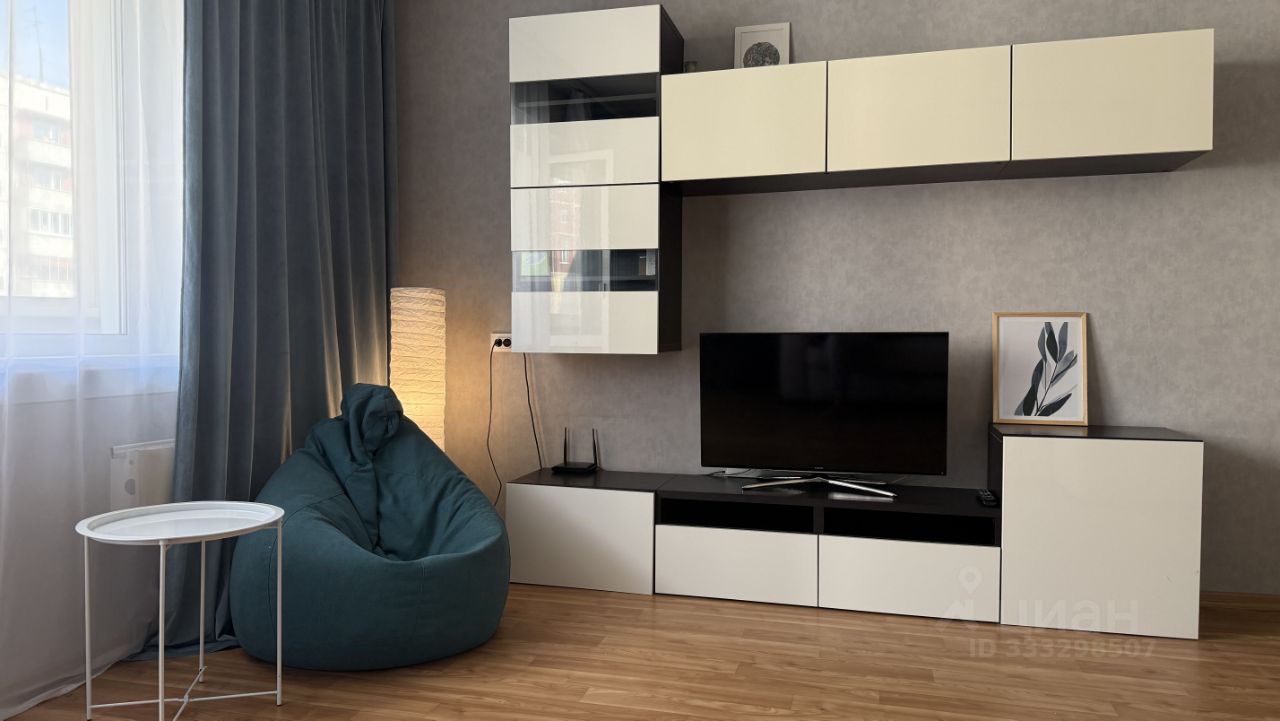 1-к. квартира, 42 м², 6/10 эт.