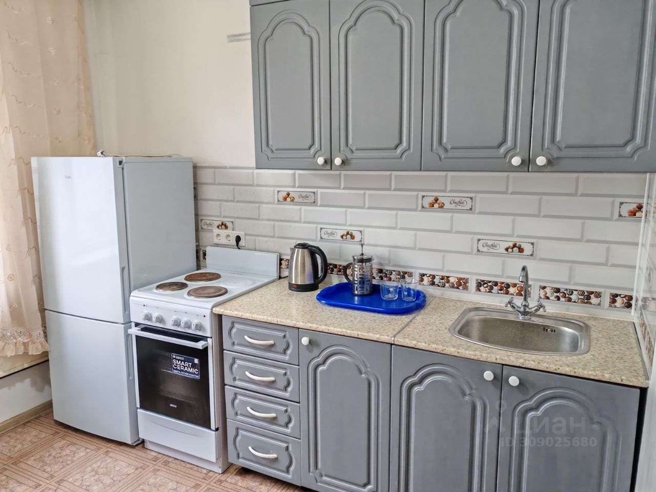 1-к. квартира, 40 м², 8/10 эт.