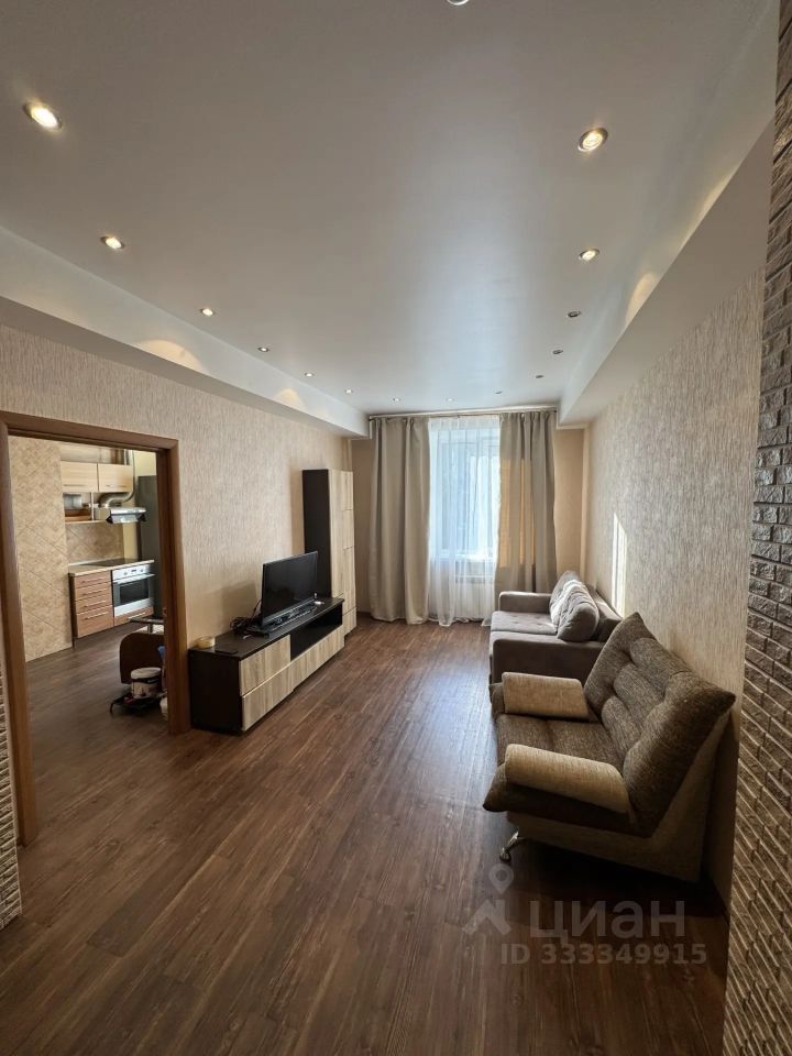 2-к. квартира, 56 м², 2/5 эт.