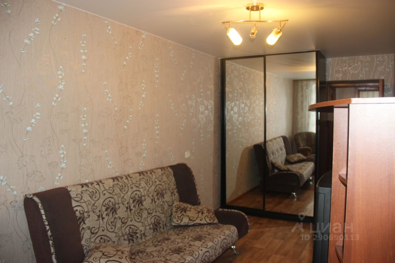 2-к. квартира, 44 м², 3/5 эт.