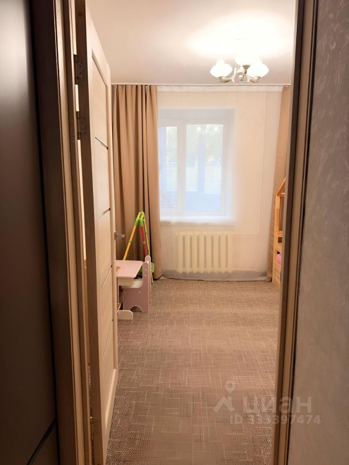 3-к. квартира, 60 м², 1/9 эт.