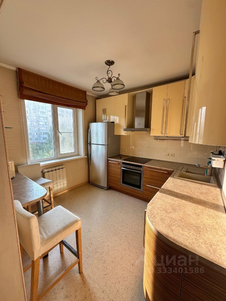 5-к. квартира, 115 м², 3/7 эт.