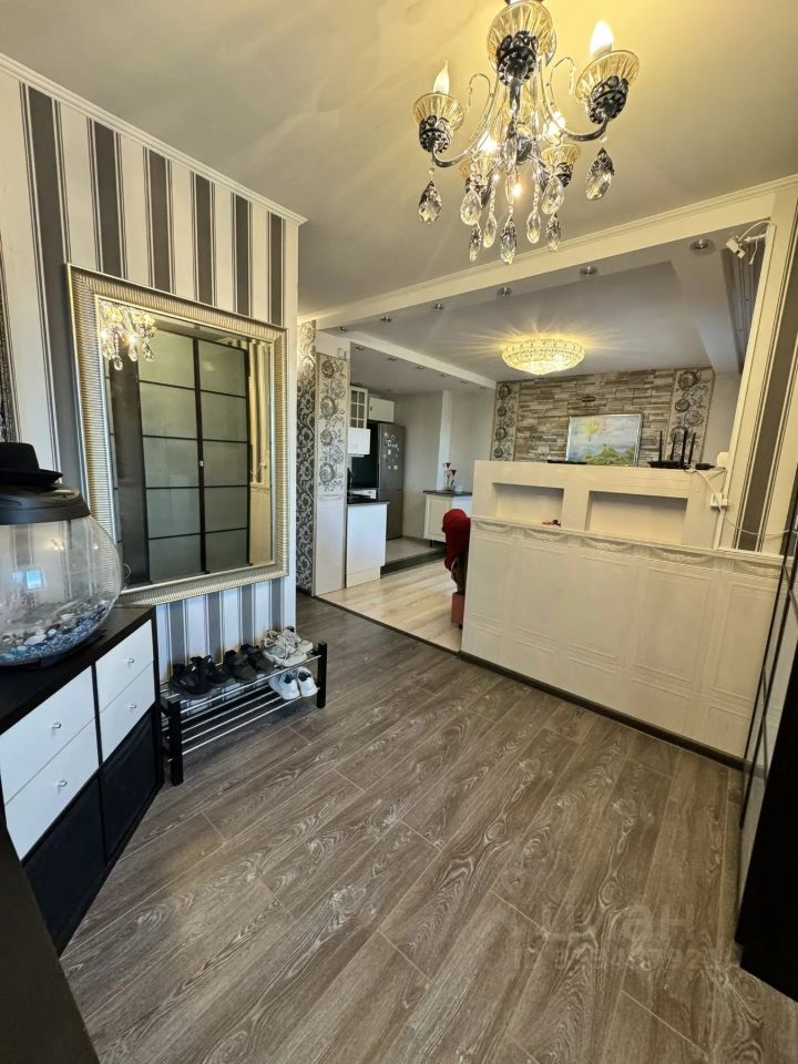 2-к. квартира, 70 м², 12/14 эт.