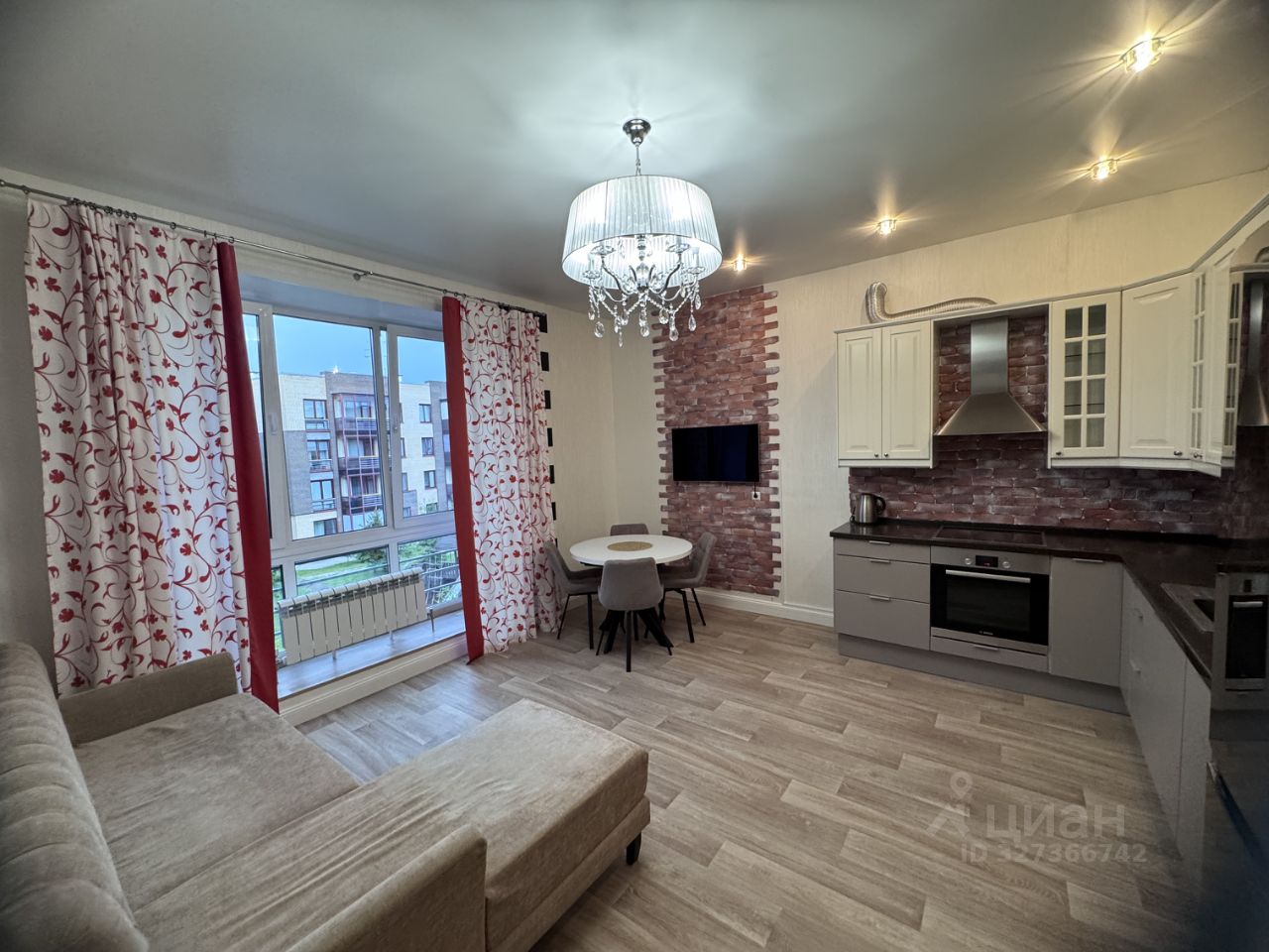 2-к. квартира, 82 м², 3/4 эт.