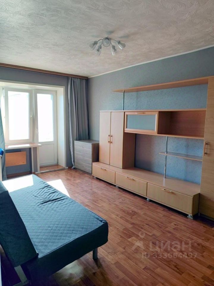 2-к. квартира, 45 м², 4/9 эт.